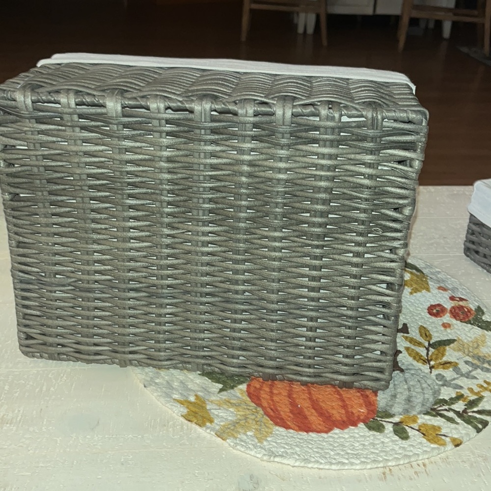 4!! All fit into one easy way to mail! So many uses~ 4 great matching baskets! - Picture 5 of 9